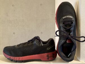 アンダーアーマー・ホバー マキナ2